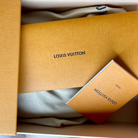 LV Louis Vuitton Floral Sandals/Flip Flops - Picture 6 of 8